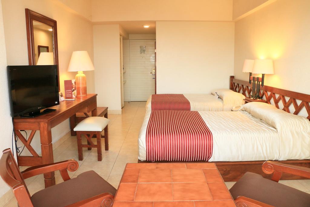 Fortin Plaza Hotel 4*